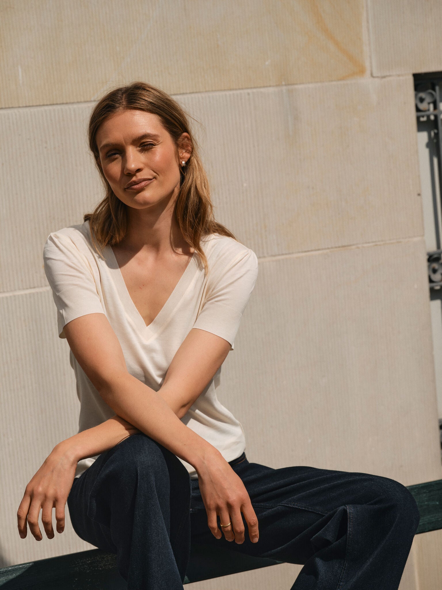 Modelshot / Ecru / Detail